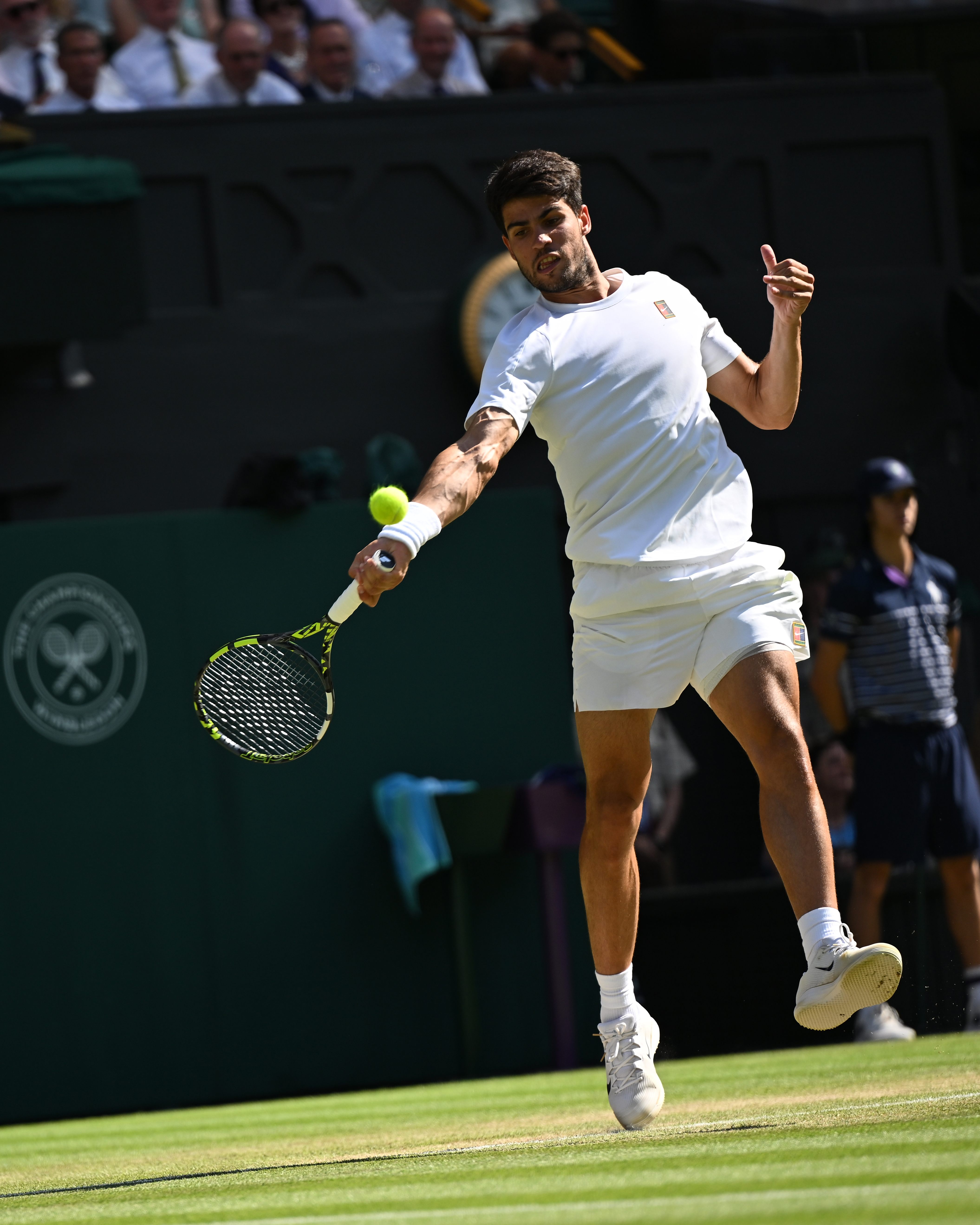 拉沃尔杯绝杀澳网，阿尔卡拉斯点燃赛场