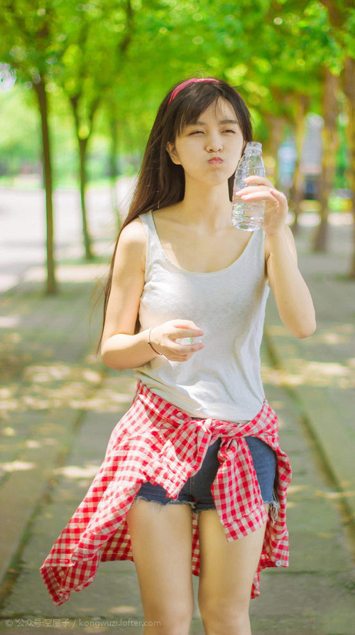 天山下欧冠烽火，当草原公牛血拼西域雄鹰