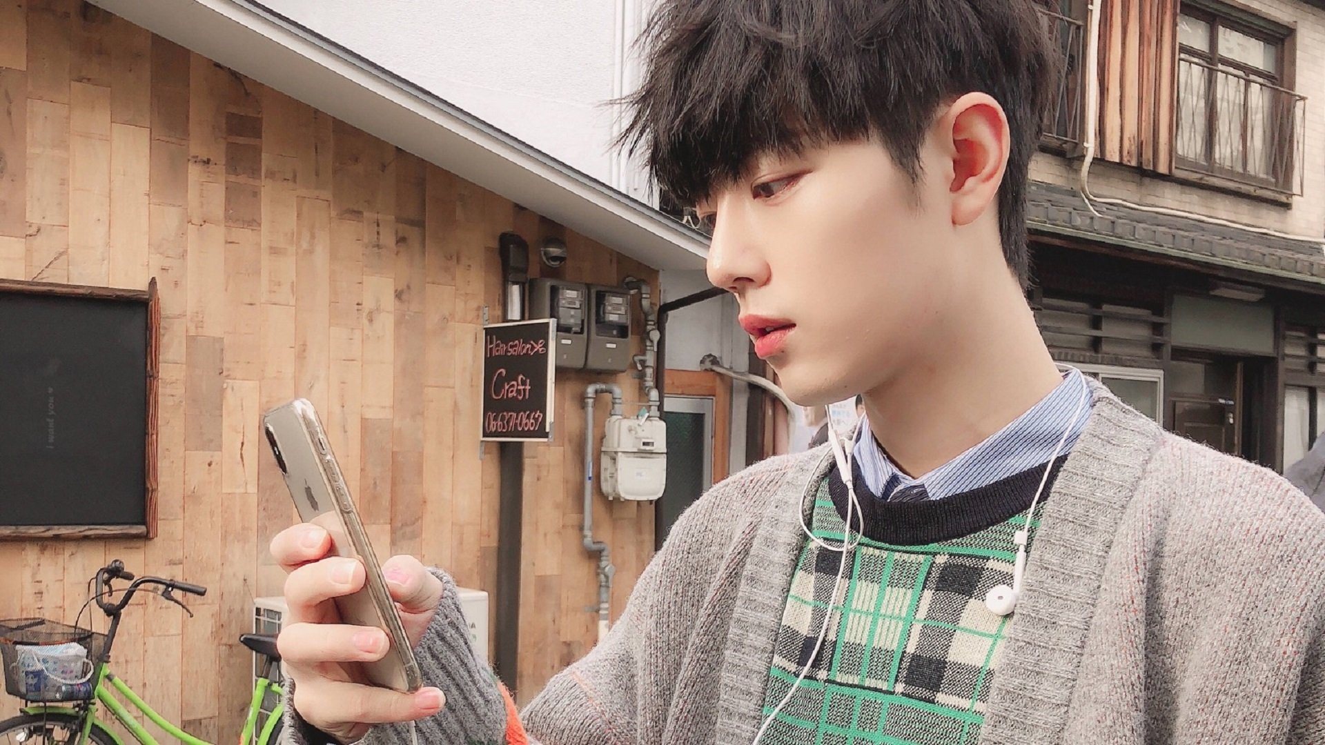 跨越两道世界线的足球日，当尼日利亚的狂沙淹没英格兰，阿拉巴在国界两侧同时登基