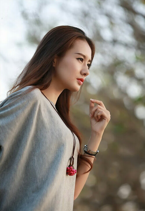 时空交汇的战场，文班亚马奥运前哨战中擎起世界联队战旗