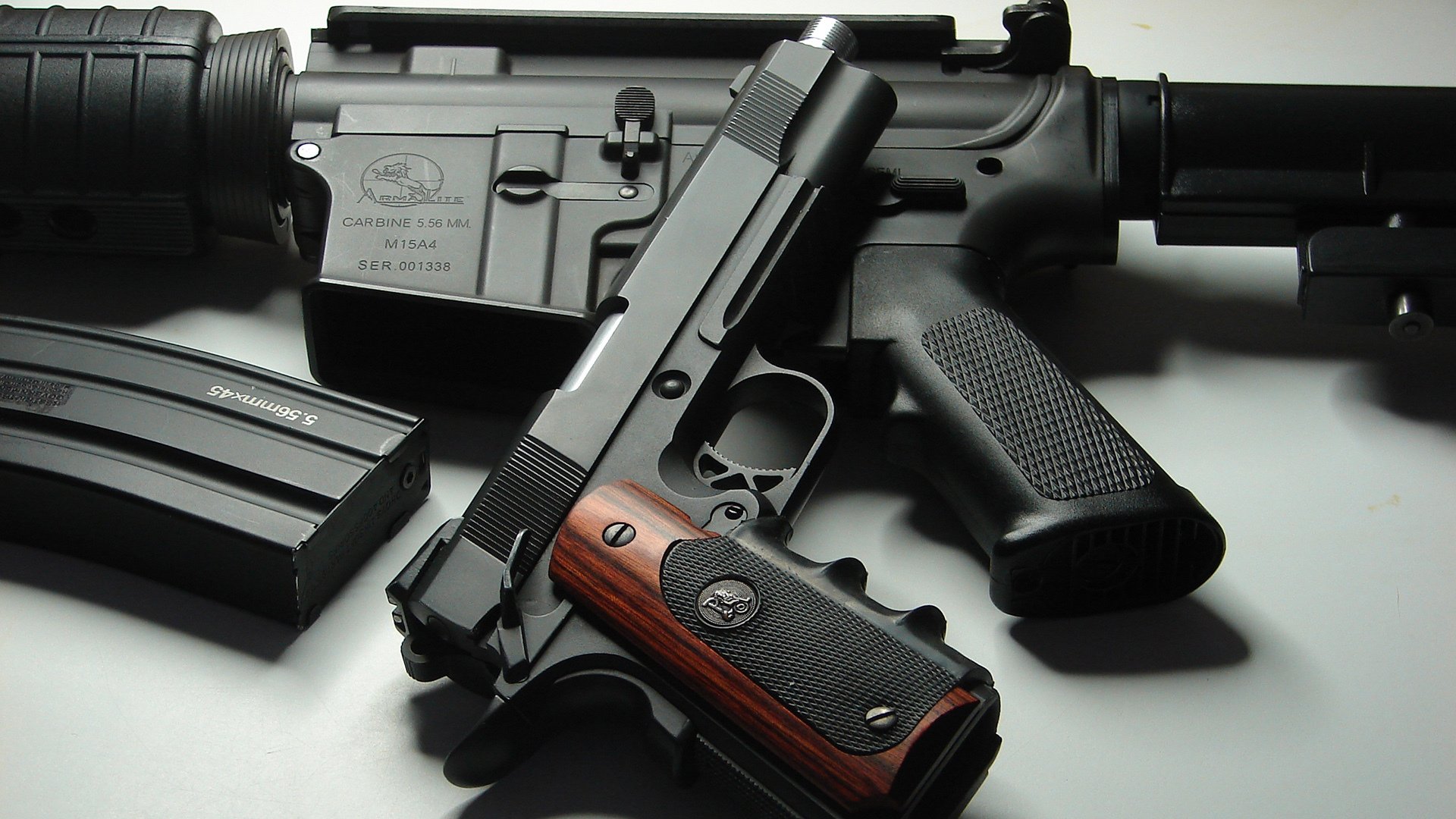 跑道不是唯一的赛道，当恩比德在引擎轰鸣中接管比赛