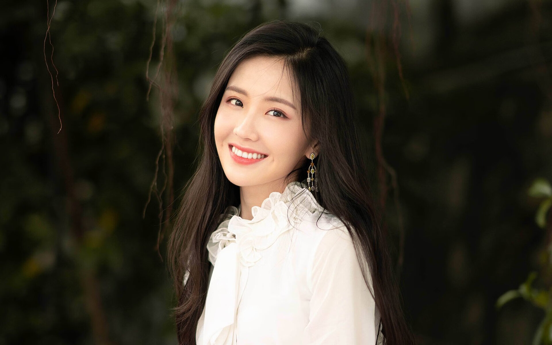 鏖战比利时，接管英超，奥斯梅恩的冠军之路